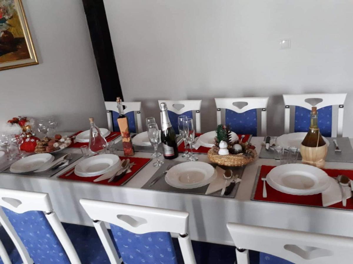 Rooms Vuksa Donji Lapac Екстер'єр фото
