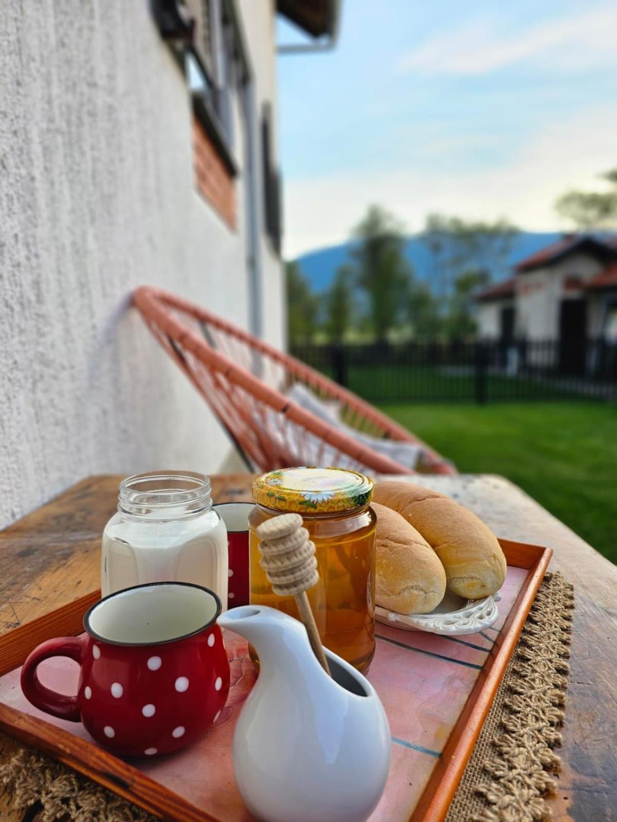 Rooms Vuksa Donji Lapac Екстер'єр фото